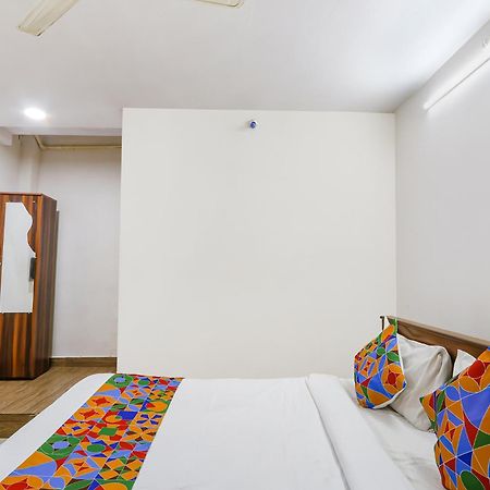 Fabexpress Korner Inn - Sivaji Park Visakhapatnam Exterior foto